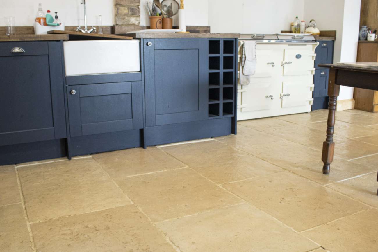 Flagstone flooring example from Gloucestershire 4