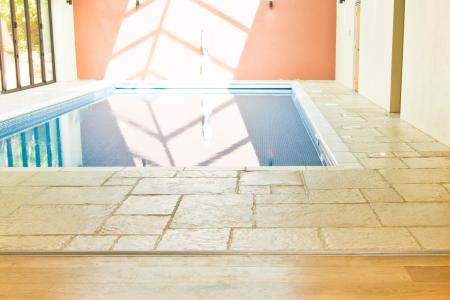 Limestone with Satin Sealant